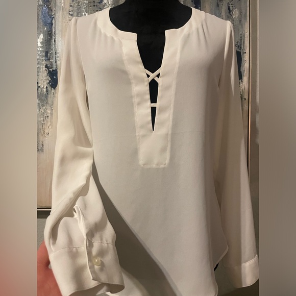 Express Off White Sheer Long Sleeve Low Cut Blouse Size Small - Picture 4 of 6